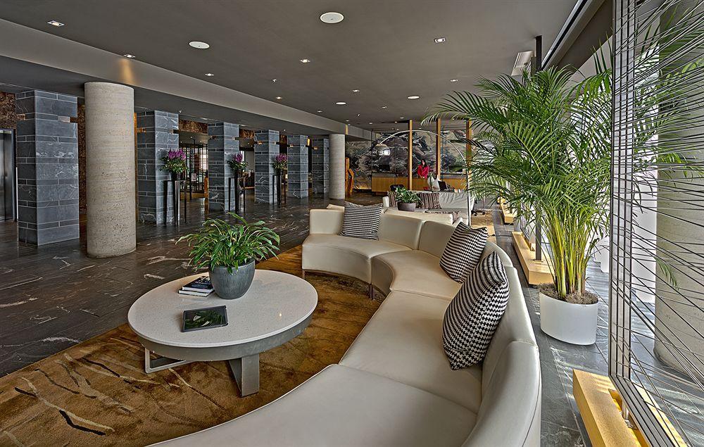Hotel10 Hotel