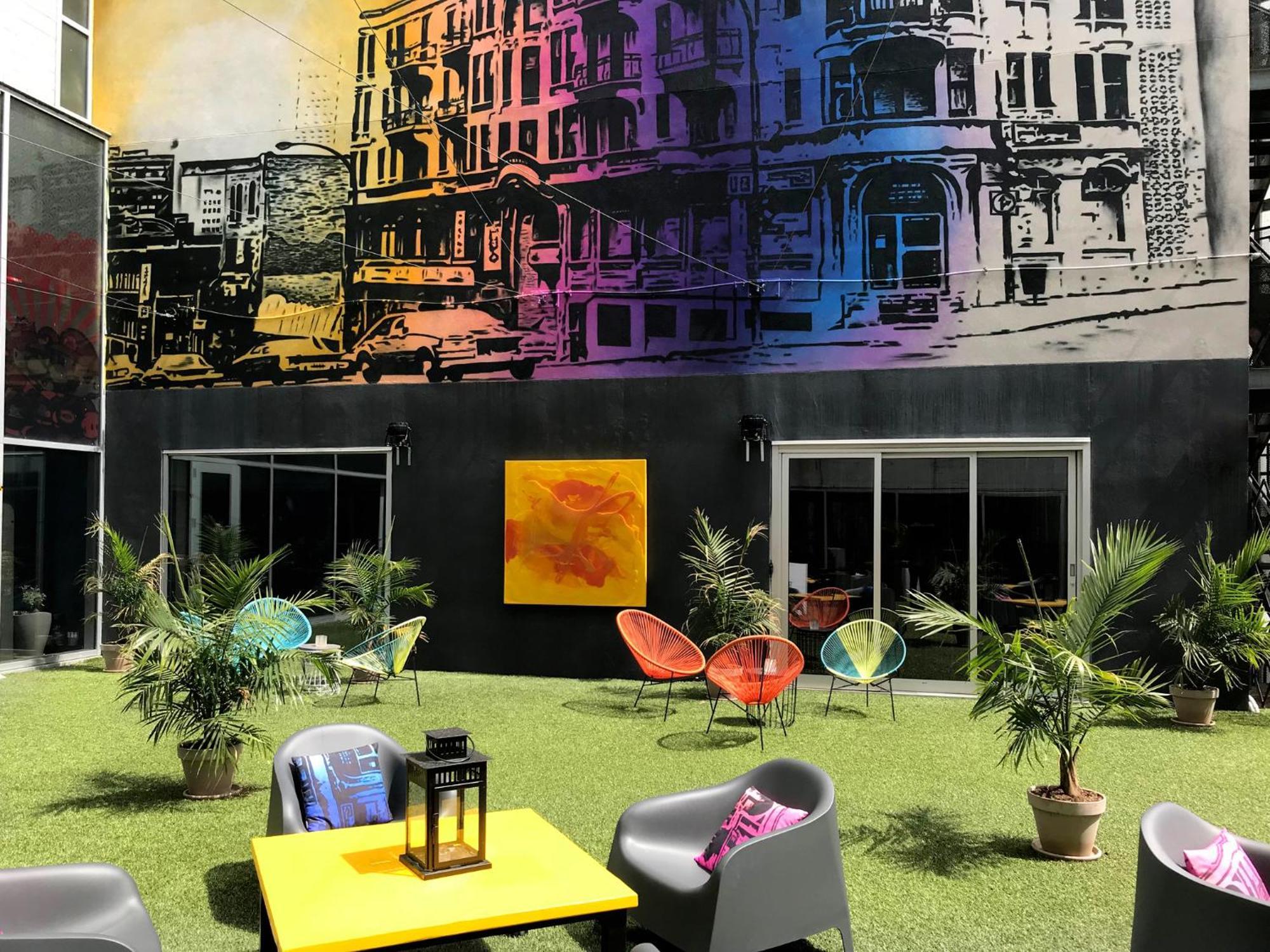 Hotel10 Hotel